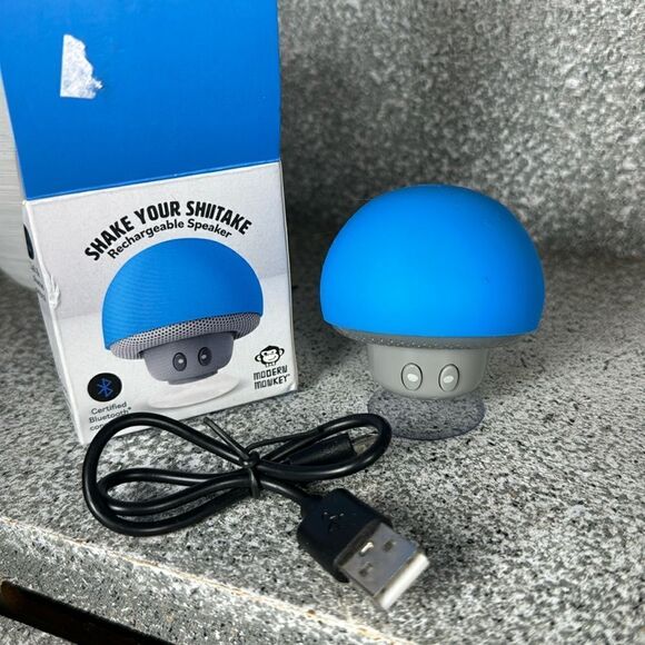 NIB Shake Your Shiitake Mini Mushroom Wireless Bluetooth Portable Speaker - Picture 1 of 9